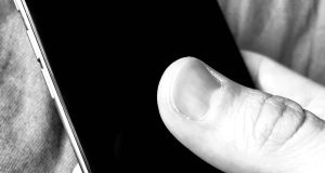 Future of Tech: Smartphone screens with built-in fingerprint sensing
